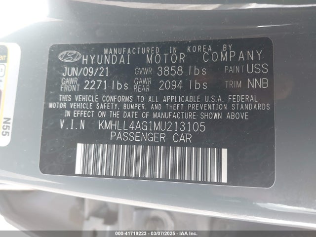 KMHLL4AG1MU213105 Hyundai ELANTRA SE