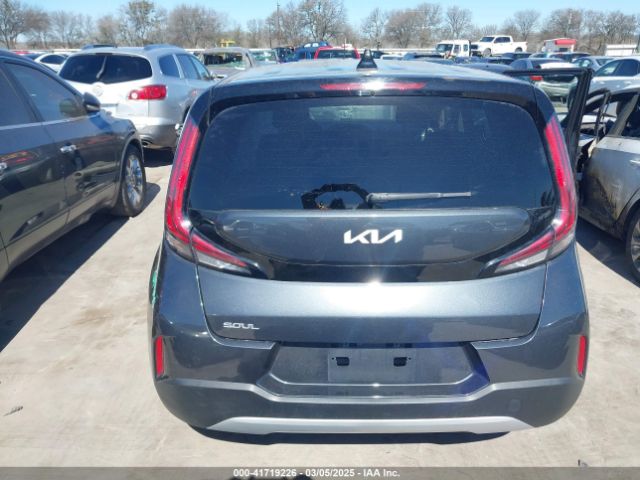KNDJ23AU3P7883515 KIA SOUL LX