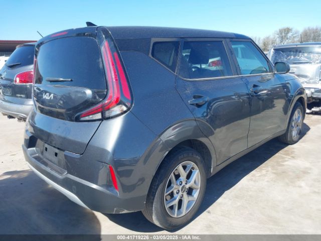 KNDJ23AU3P7883515 KIA SOUL LX