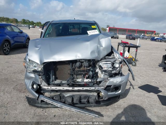 5TFRZ5CN1HX042942 Toyota Tacoma Sr5 V6