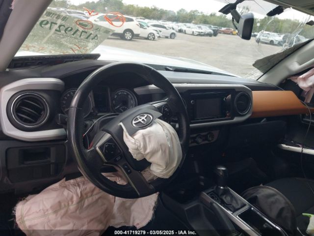 5TFRZ5CN1HX042942 Toyota Tacoma Sr5 V6