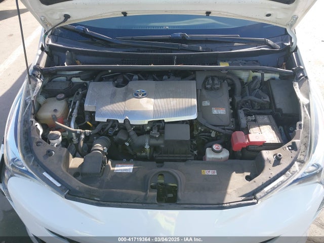 JTDKBRFU2H3043413 Toyota Prius Two