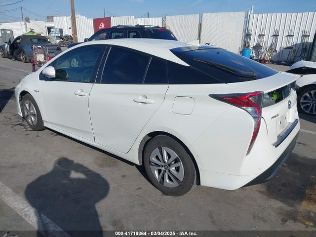 JTDKBRFU2H3043413 Toyota Prius Two