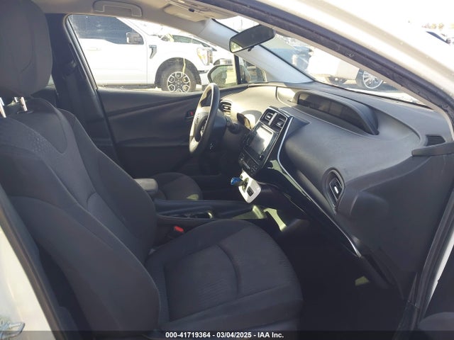 JTDKBRFU2H3043413 Toyota Prius Two
