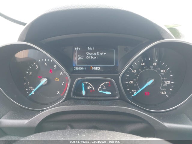 1FMCU0F76KUB22181 Ford ESCAPE S
