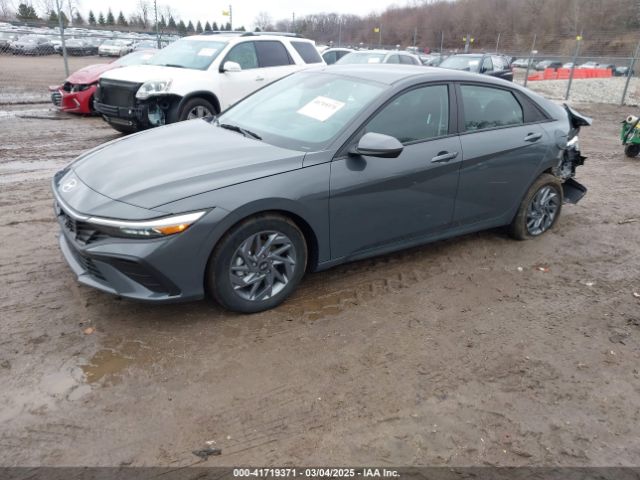 KMHLM4DG6RU689043 Hyundai ELANTRA SEL