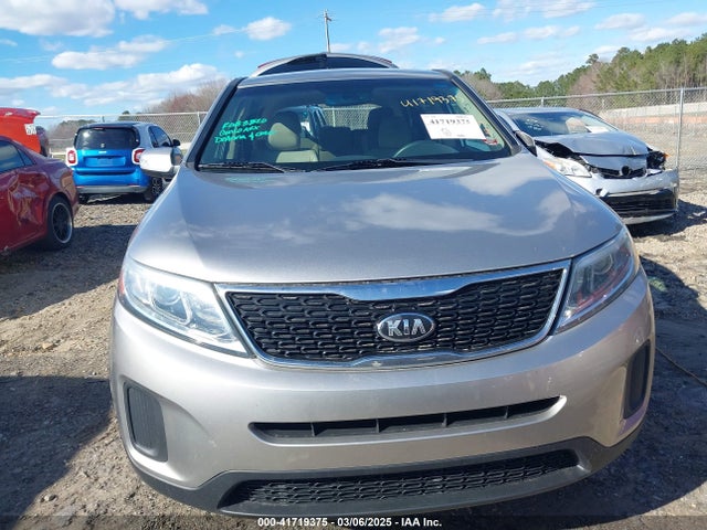 5XYKT3A62FG602826 KIA SORENTO LX