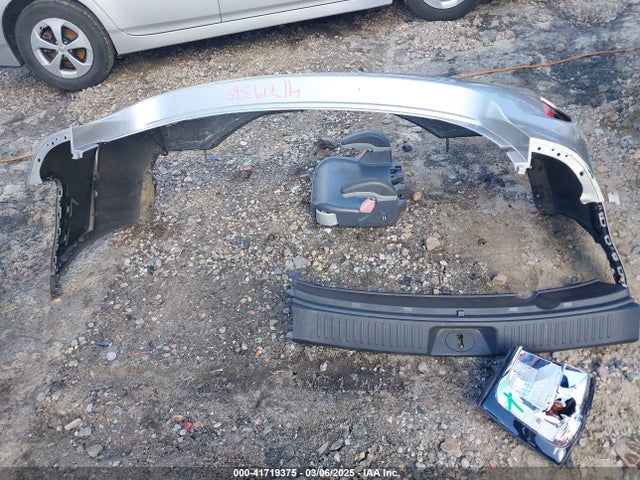 5XYKT3A62FG602826 KIA SORENTO LX