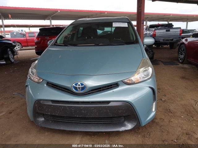 Toyota Prius V Four 2015 JTDZN3EU7FJ017726 Image 12