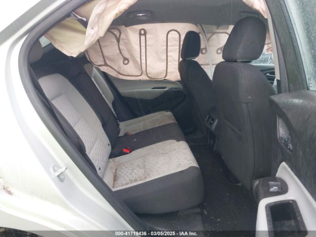 2GNAXHEV5J6142363 Chevrolet EQUINOX LS