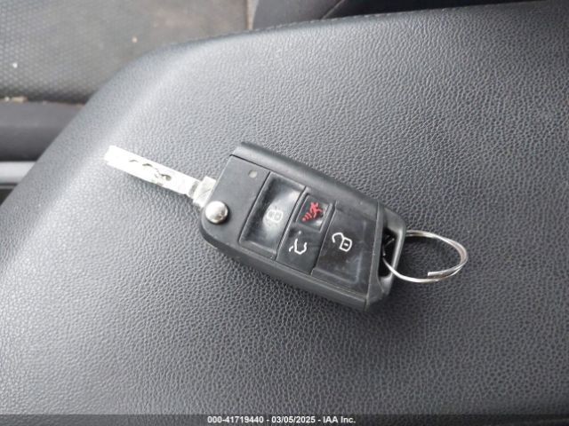 3VWC57BU4KM045396 Volkswagen Jetta 1.4t R-line/1.4t S/1.4t Se