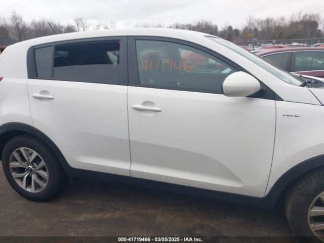 KNDPBCAC6G7802962 KIA Sportage Lx