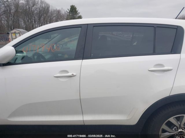 KNDPBCAC6G7802962 KIA Sportage Lx