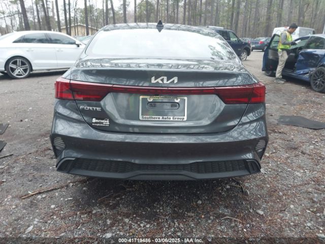 3KPF24AD0PE642314 KIA Forte Lxs