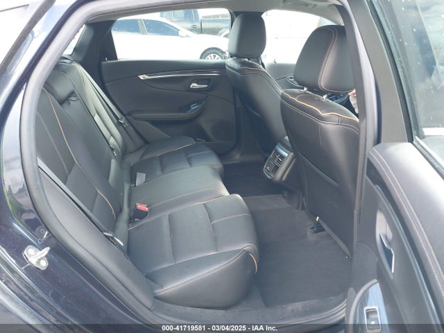 Chevrolet IMPALA 2LZ 2018 2G1125S32J9108655 Image 8
