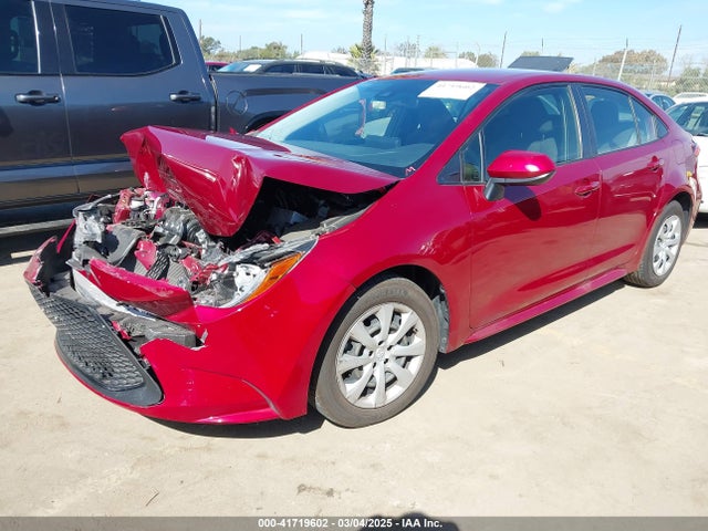 JTDEPMAE3NJ232547 Toyota COROLLA LE