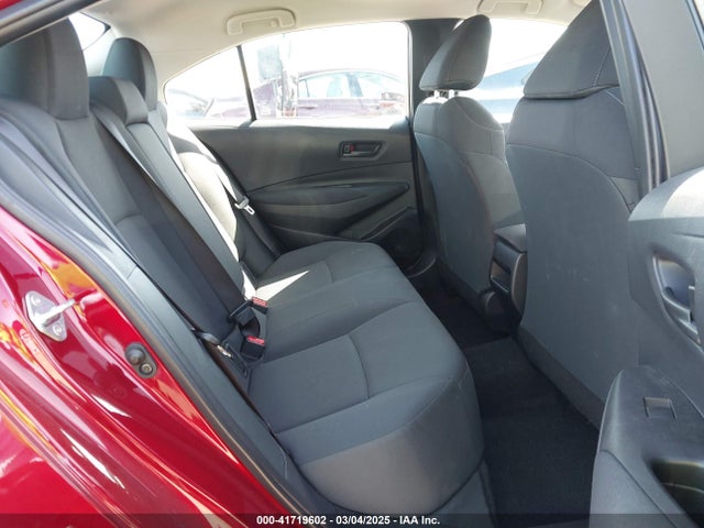 JTDEPMAE3NJ232547 Toyota COROLLA LE