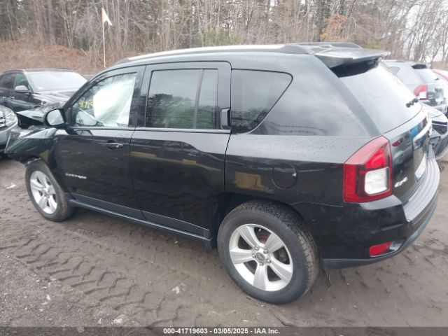 1C4NJDEB3FD105704 Jeep Compass Latitude