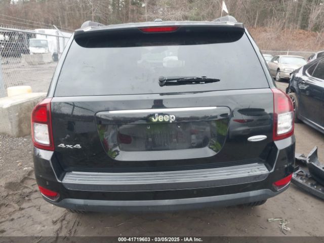 1C4NJDEB3FD105704 Jeep Compass Latitude