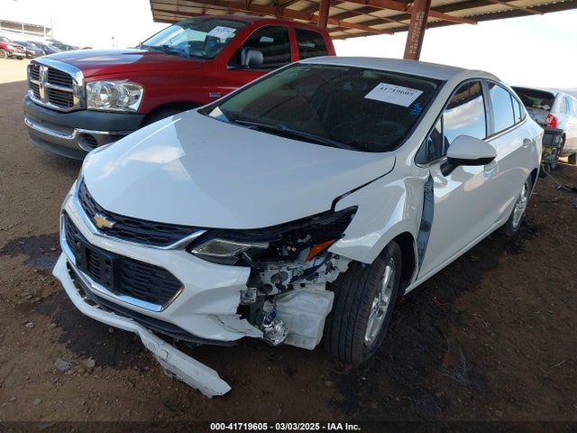 1G1BE5SM8H7228749 Chevrolet Cruze Lt Auto