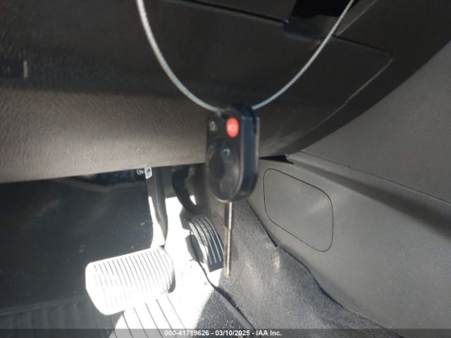1FADP3F23HL324633 Ford FOCUS SE