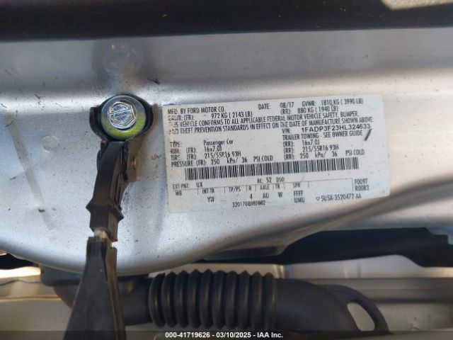 1FADP3F23HL324633 Ford FOCUS SE