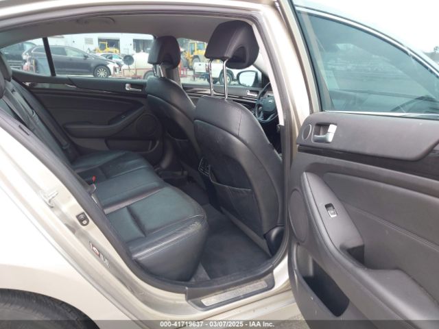 KNALN4D72E5149014 KIA Cadenza Premium