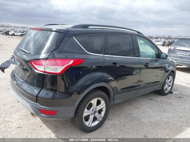 1FMCU0GX1GUC01473 Ford ESCAPE SE