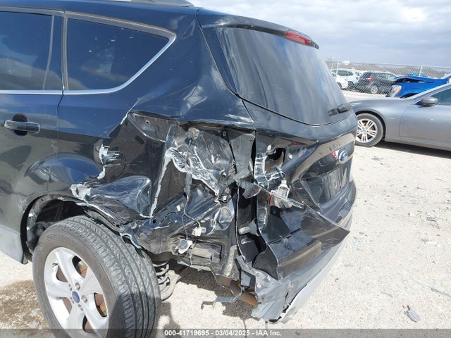 1FMCU0GX1GUC01473 Ford ESCAPE SE