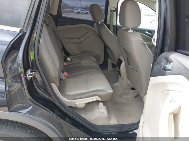 1FMCU0GX1GUC01473 Ford ESCAPE SE