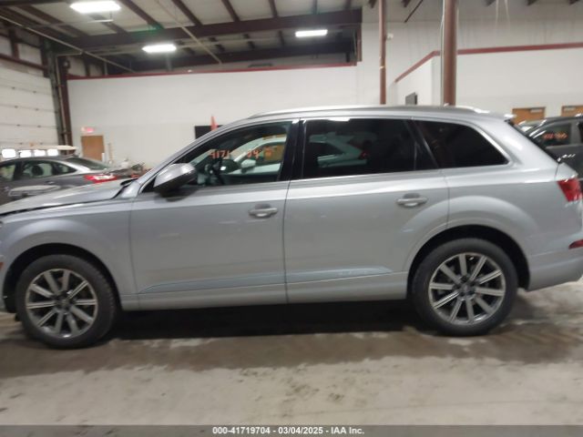WA1LHAF76JD020886 Audi Q7 2.0t Premium
