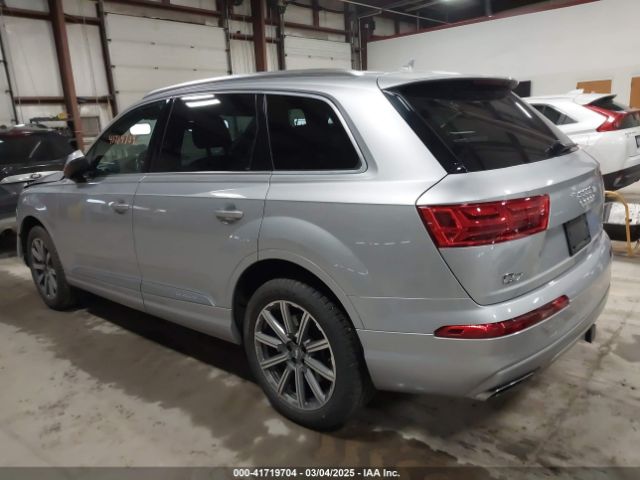 WA1LHAF76JD020886 Audi Q7 2.0t Premium