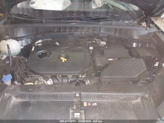 KM8J33A46GU086363 Hyundai TUCSON SE