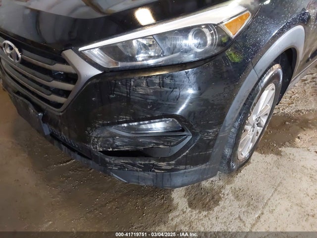 KM8J33A46GU086363 Hyundai TUCSON SE