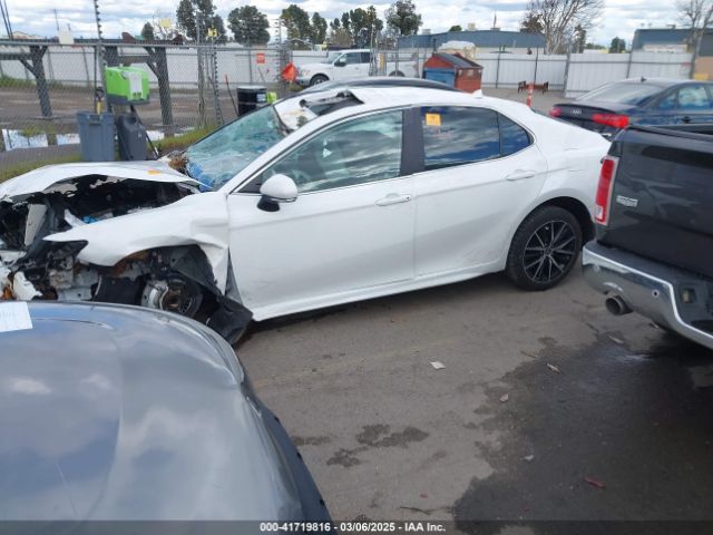 4T1T11AK7PU818257 Toyota CAMRY SE