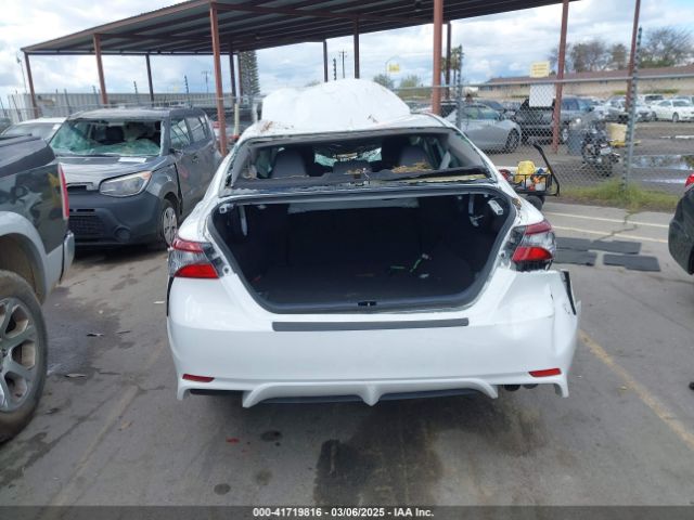 4T1T11AK7PU818257 Toyota CAMRY SE