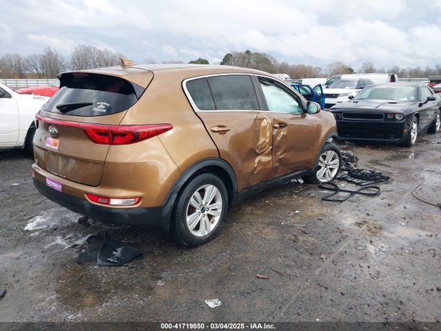 KNDPM3AC4H7076790 KIA Sportage Lx