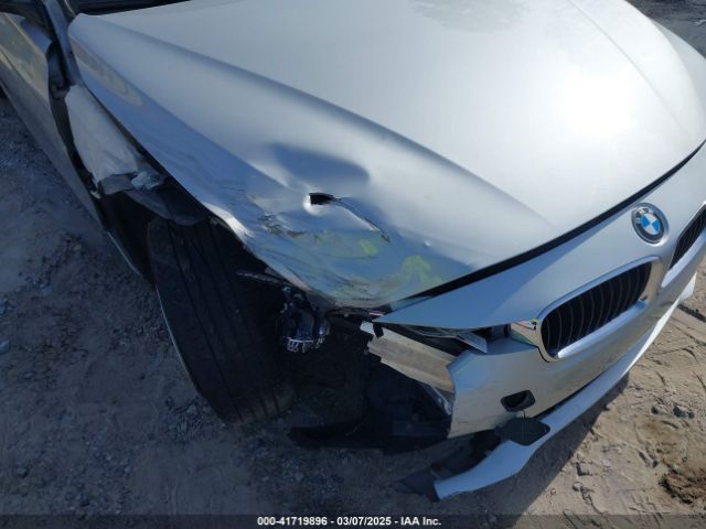 WBA8A9C55JAH14990 BMW 320i
