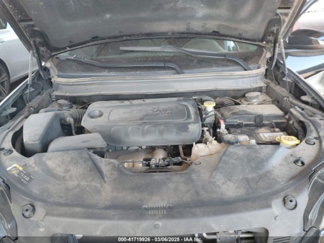 1C4PJLCB7LD596540 Jeep Cherokee Latitude Fwd