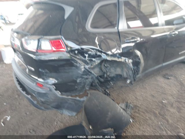 1C4PJLCB7LD596540 Jeep Cherokee Latitude Fwd