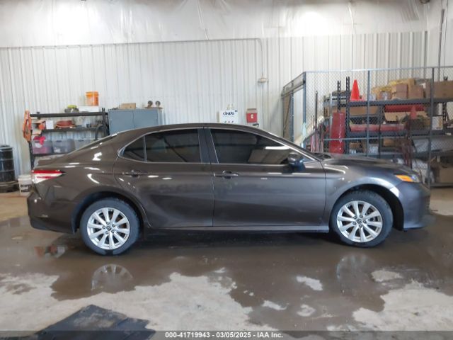 JTNB11HK9J3013276 Toyota CAMRY LE