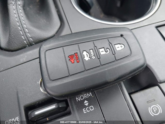 5TDKDRAH8PS045667 Toyota Highlander Xle