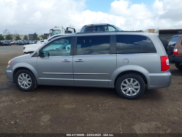 Chrysler Town & Country Touring 2016 2C4RC1BG7GR207919 Image 14