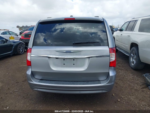 Chrysler Town & Country Touring 2016 2C4RC1BG7GR207919 Image 16