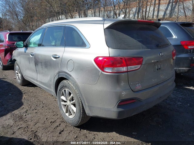 5XYPGDA39GG061748 KIA Sorento 2.4l Lx