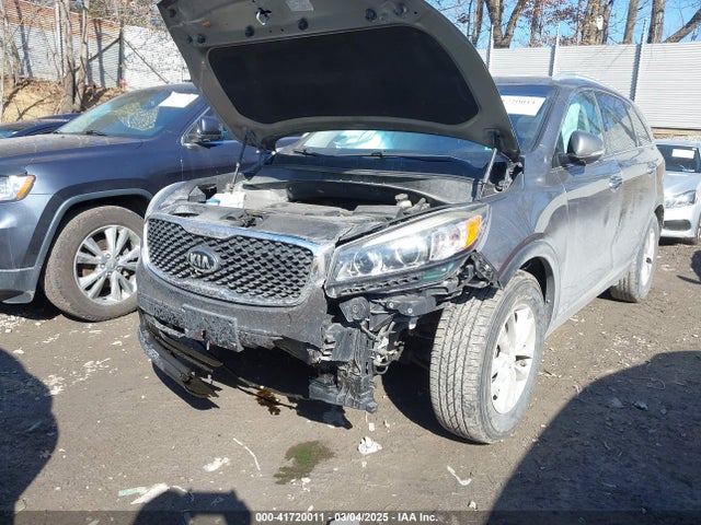 5XYPGDA39GG061748 KIA Sorento 2.4l Lx