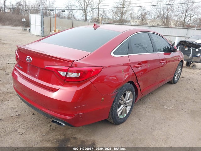 Hyundai SONATA SE 2017 5NPE24AF2HH571997 Image 4