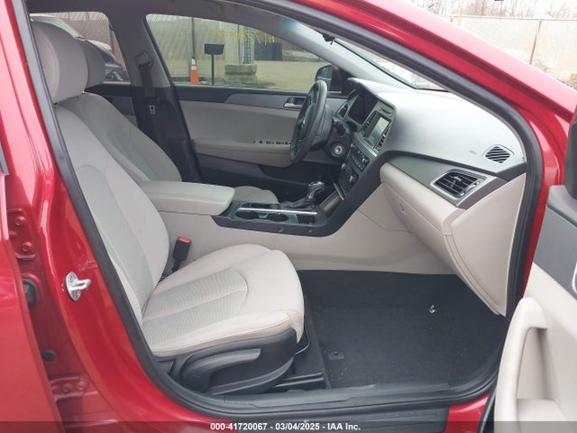 Hyundai SONATA SE 2017 5NPE24AF2HH571997 Image 5