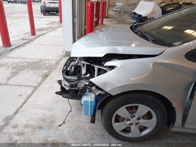 1G1BC5SM0J7168428 Chevrolet Cruze Ls Auto
