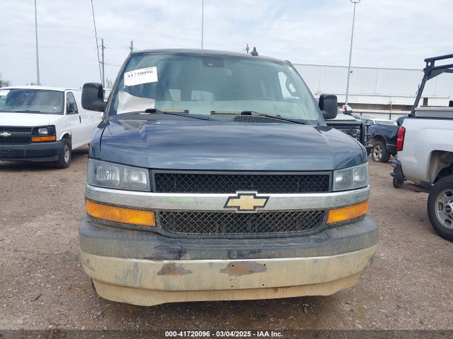 1GAZGPFG5L1168319 Chevrolet Express Passenger Rwd 3500 Extended Wheelbase Lt